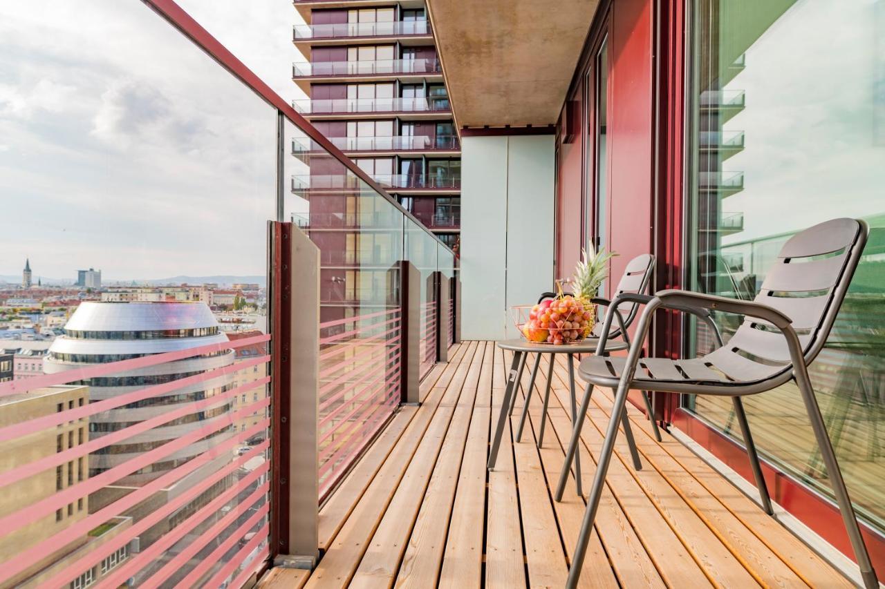Triiiple Tower Dream Apartments With Rooftop-Summer-Pool فيينا المظهر الخارجي الصورة