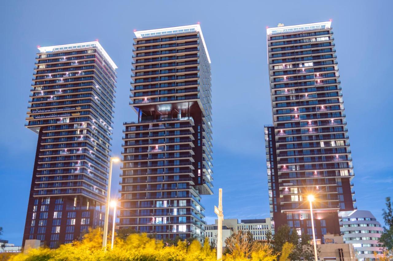 Triiiple Tower Dream Apartments With Rooftop-Summer-Pool فيينا المظهر الخارجي الصورة