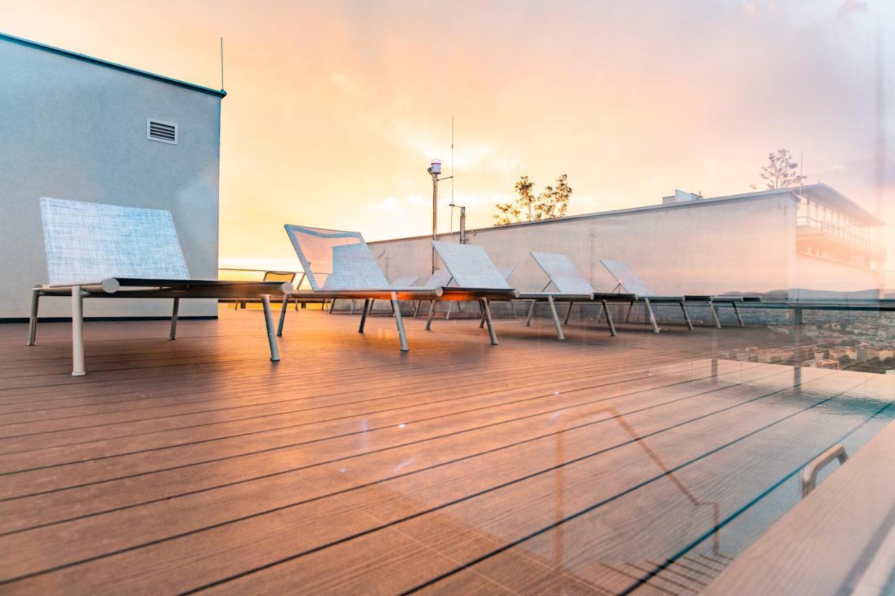 Triiiple Tower Dream Apartments With Rooftop-Summer-Pool فيينا المظهر الخارجي الصورة